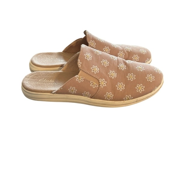 Clarks Cloudstepper Breeze Shore Mule Shoe Sz 10M Floral Taupe Combi Canvas - Picture 1 of 7